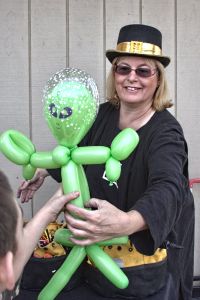 CherylAlienSpaceHelmut